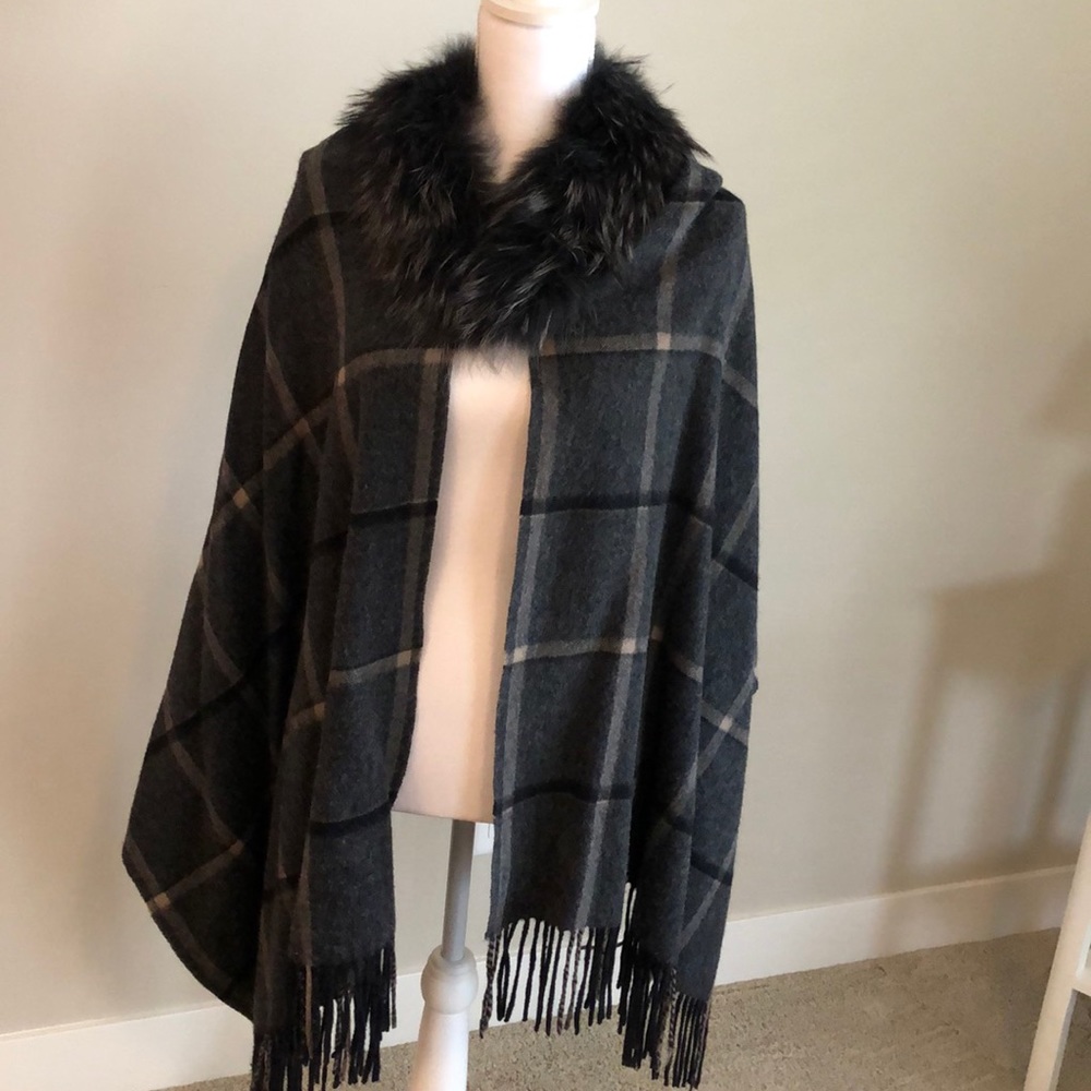COPY - Fur trimmed cashmere wrap - real fur